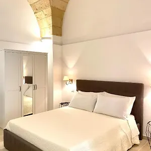 Dadaumpa Lecce