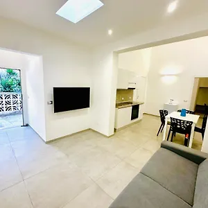 Casa Giarlo Lecce