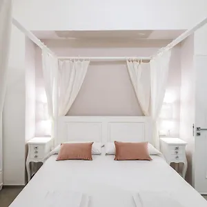 Goodstay Corte Regina Lecce